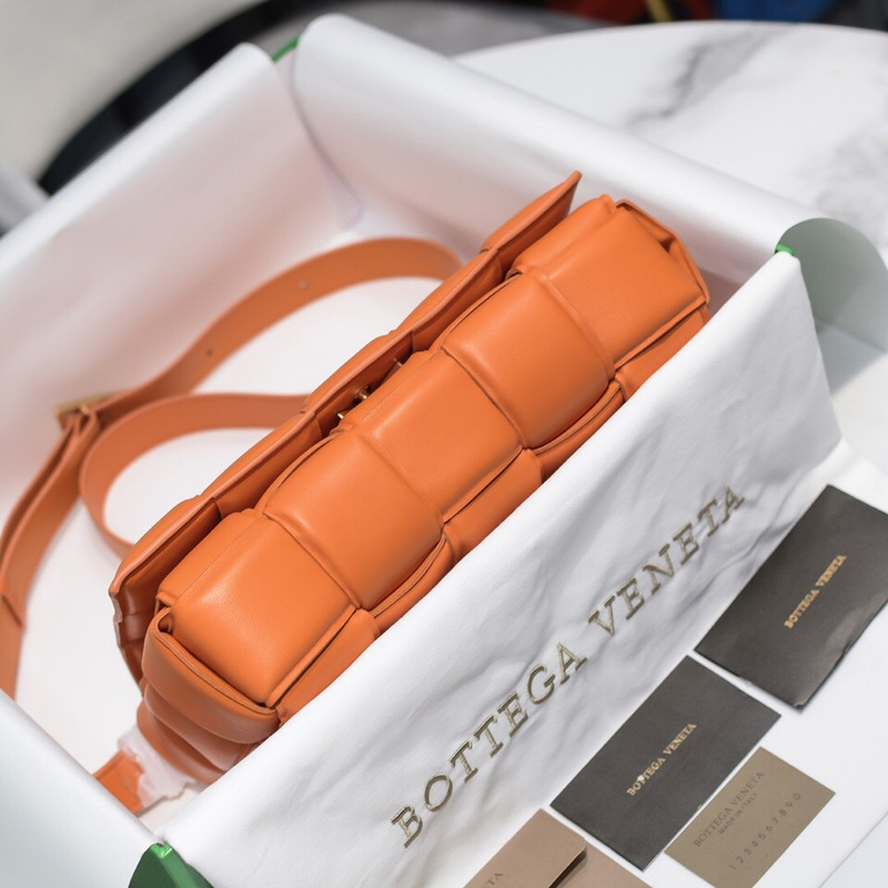 Bo*te*ga ve*ne*ta padded cassette leather shoulder bag orange
