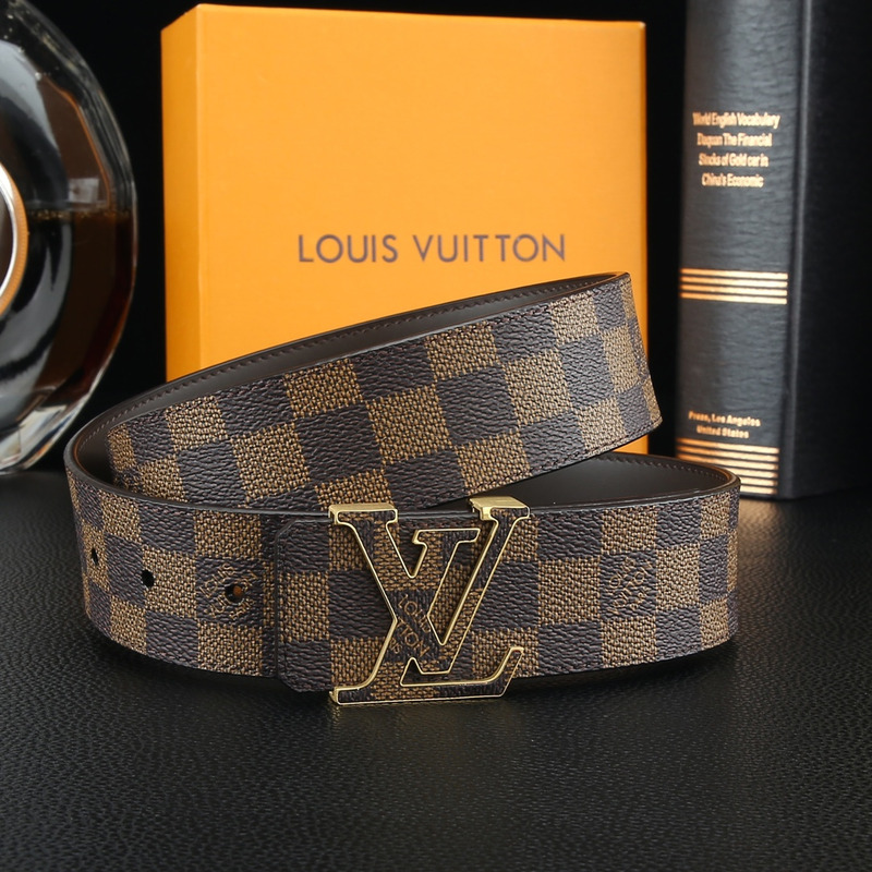 l**is V*t*n reversible brown