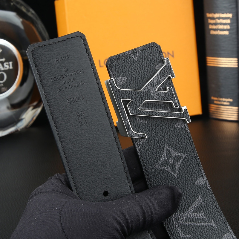 l**is V*t*n reversible monogram eclipse belt