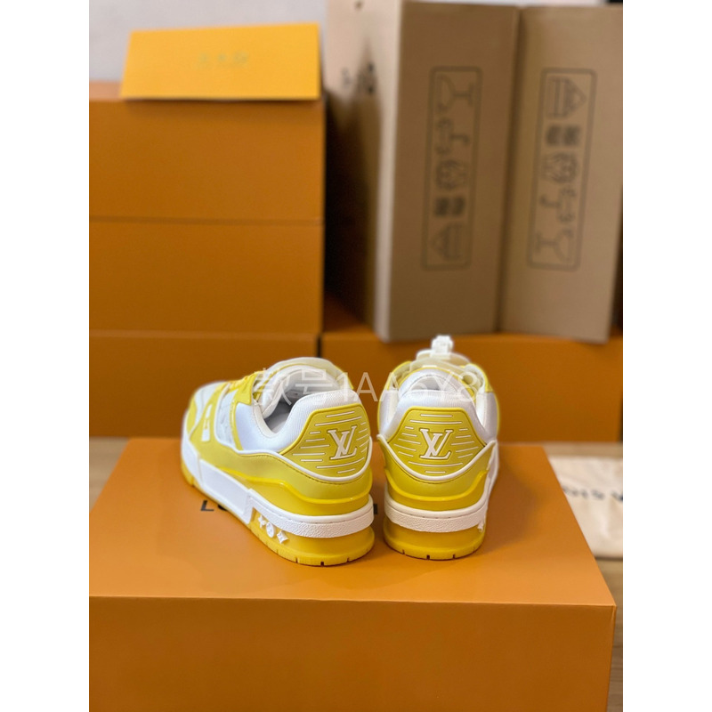 l**is V*t*n trainer sneaker low white yellow