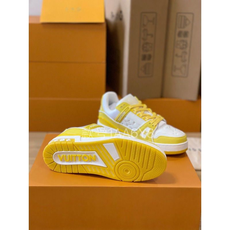l**is V*t*n trainer sneaker low white yellow