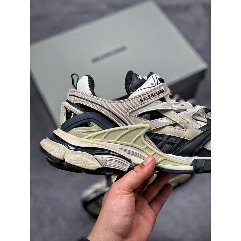 Ba*len*cia*ga mesh and nylon track 2.0 sneaker beige and black