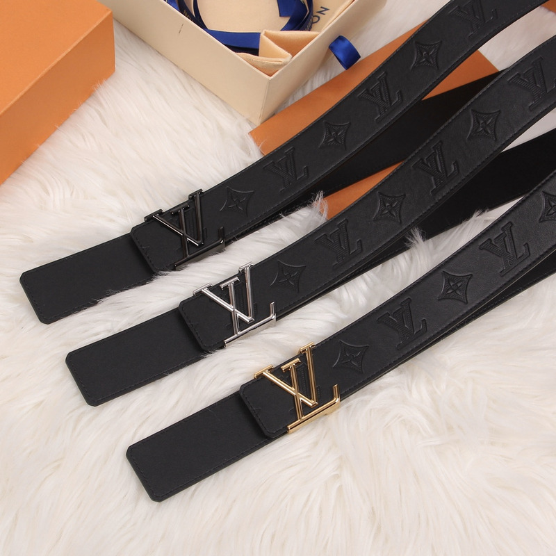 LV INITIALES 40MM HISTO BLACK LEATHER WHITE LV