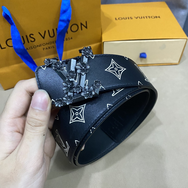 LV PYRAMIDE BLACK FLOWER 40MM REVERSIBLE BELT
