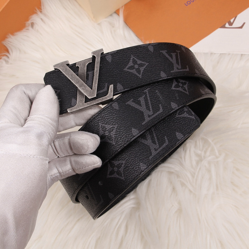 l**is V*t*n lv initiales silver buckle reversible belt