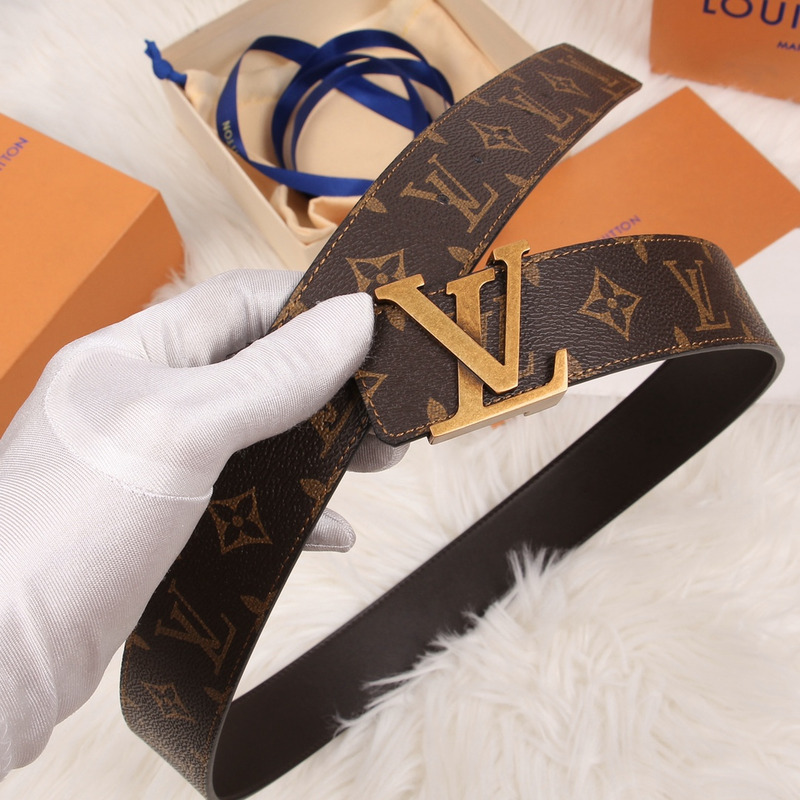 l**is V*t*n lv initiales silver buckle reversible belt