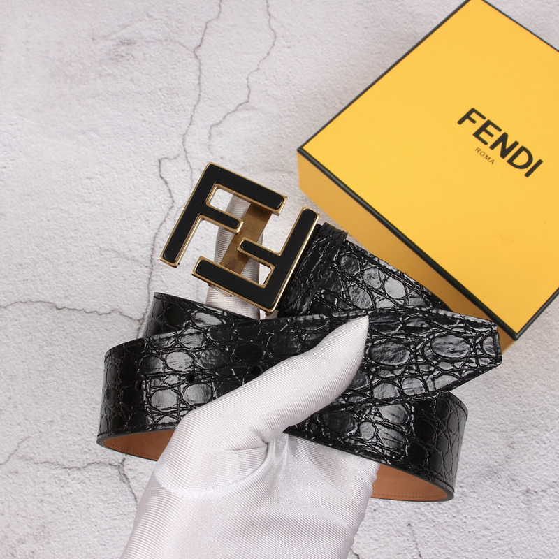 F**di leather belt gold black