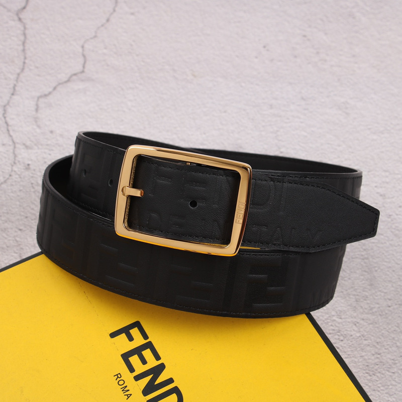 F**di gold logo belt