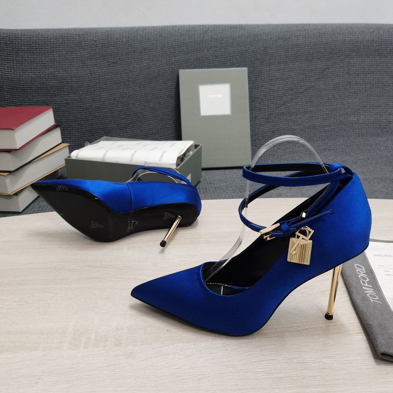 Tom Ford Padlock leather pumps in Dark Blue 10.5cm