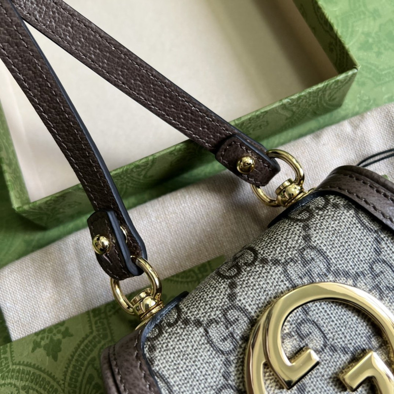 G*u*i G*u*i blondie card case wallet beige and ebony