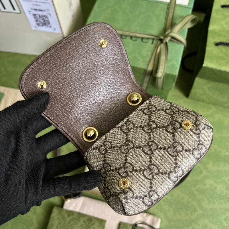 G*u*i G*u*i blondie card case wallet beige and ebony