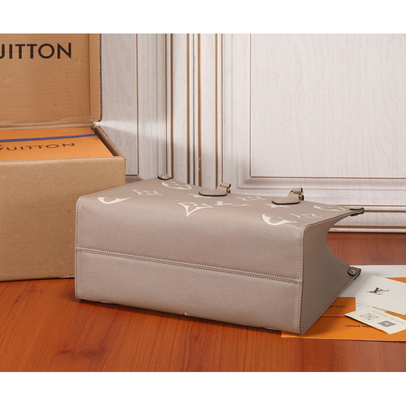 l**is V*t*n onthego mm tote bag