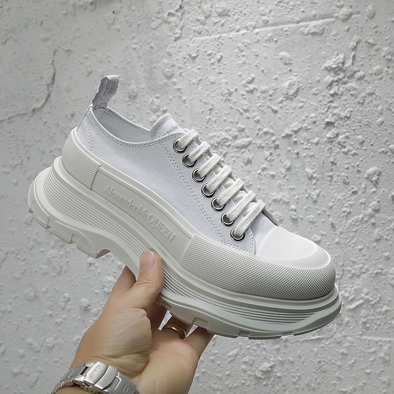 Alexander Mcqueen Tread Slick Sneakers White