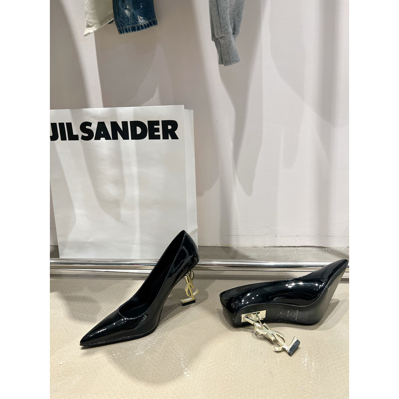 Saint Laurent Opyum Pumps In Patent Leather With Gold-Tone Heel