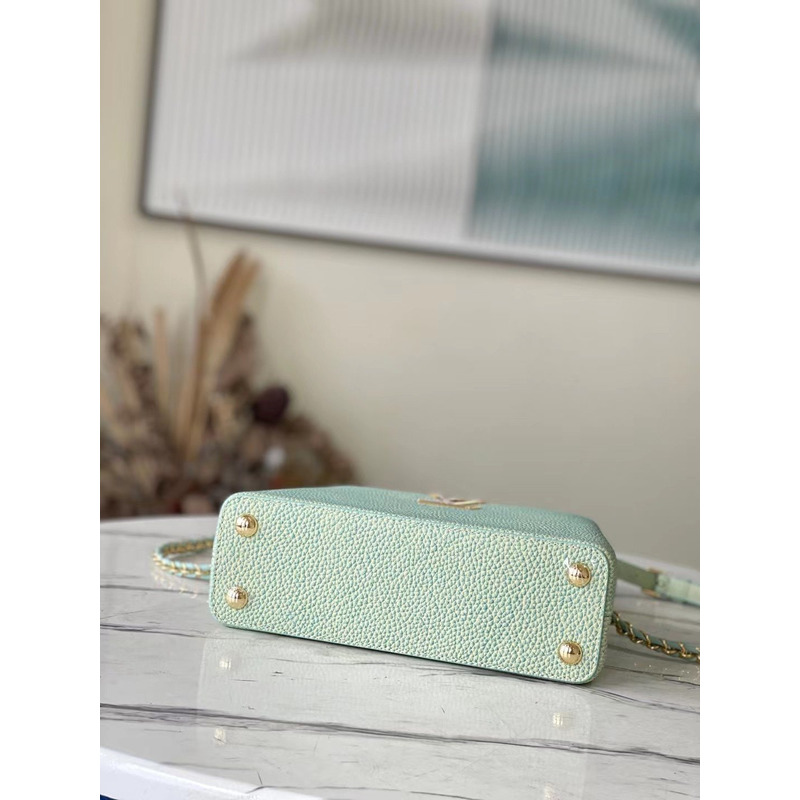 l**is V*t*n capucines bb green