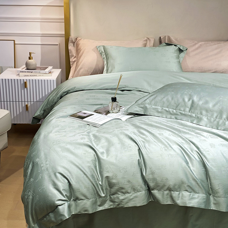 H**mes four piece bed suit bedding green