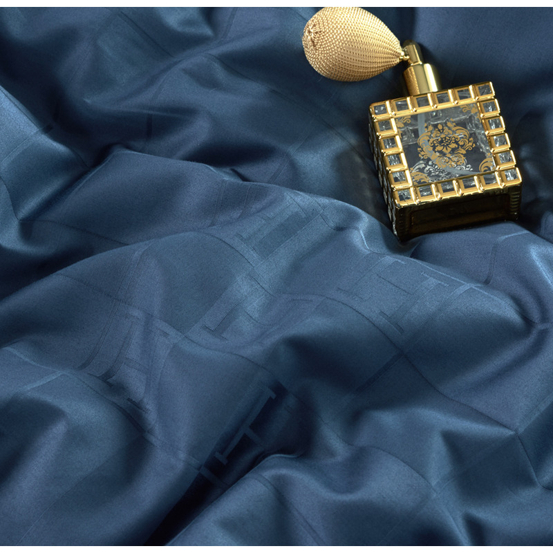 H**mes four piece bed suit bedding blue