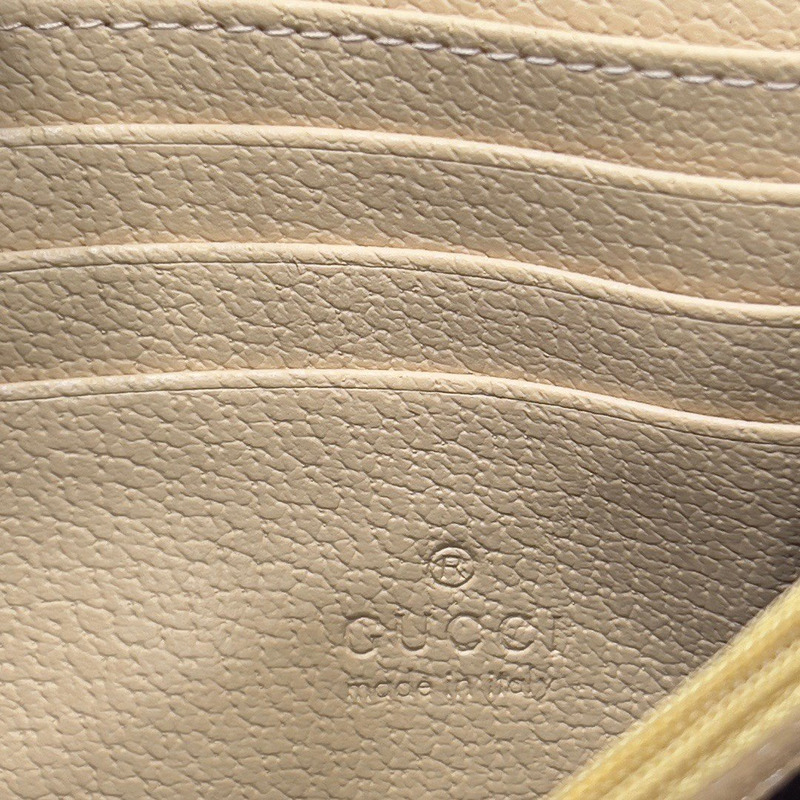 g*u*i ophidia gg continental wallet beige and white gg S*p*e canvas