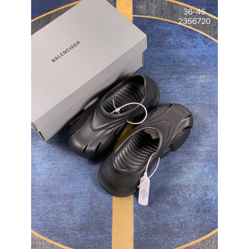 ba*len*cia*ga x Cr*0*s slip-on sandals black