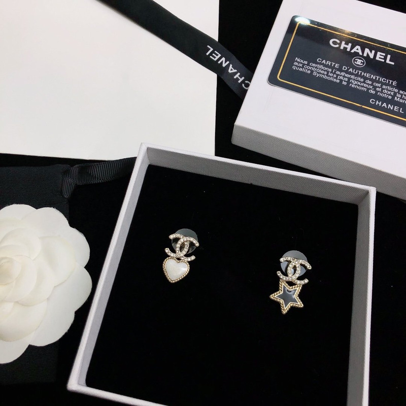 Ch*el crystal enamel cc star heart earrings gold
