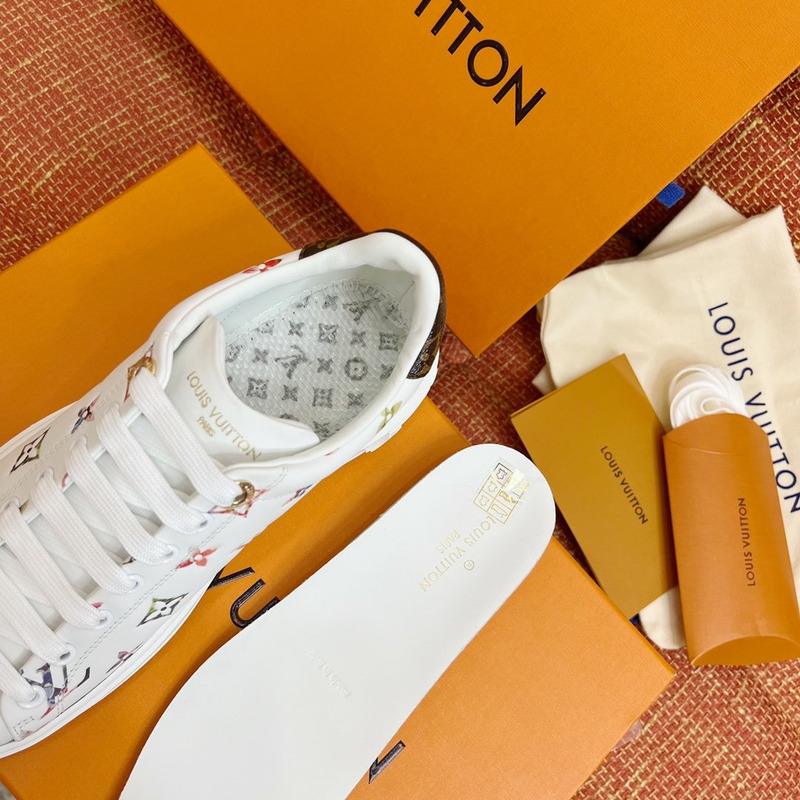 l**is V*t*n time out sneakers