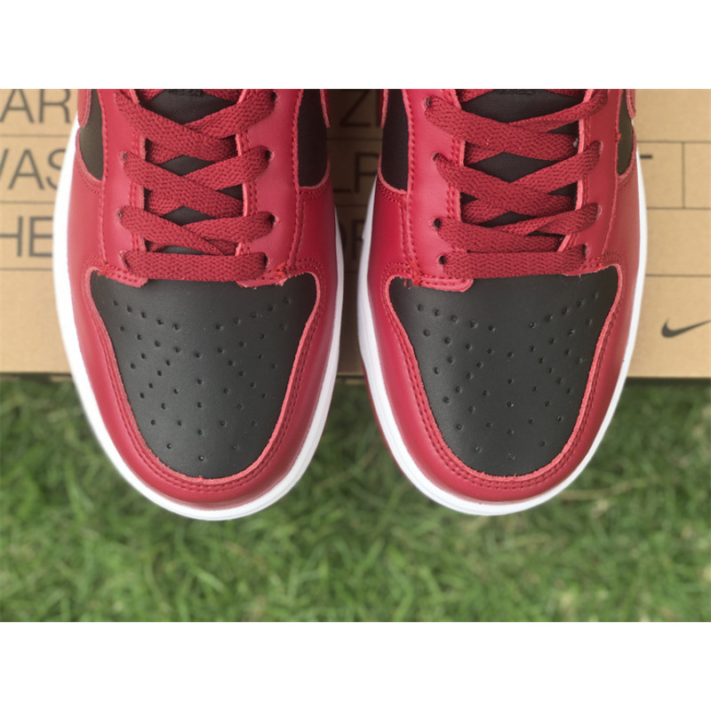 Nike Dunk Low Pro SB 