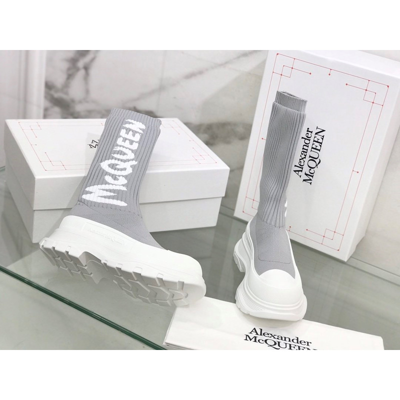 Alexander Mcqueen Graffiti Knitted Tread Slick Boots Grey