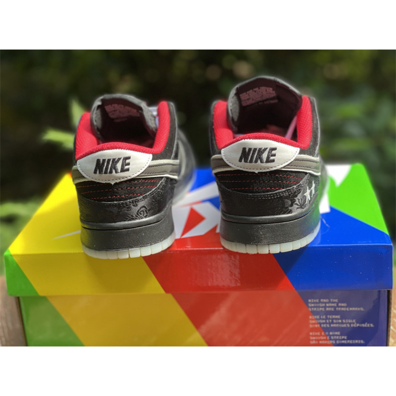 Nike x LPL League of Legends Dunk Low Retro sneakers