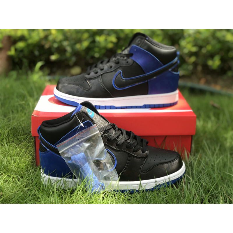 Nike Dunk High Blue Camo Sneakers