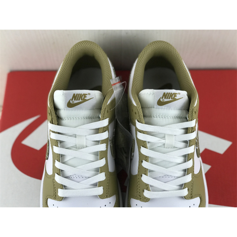 Nike Dunk Low Essential "Paisley" sneakers in White and Barley