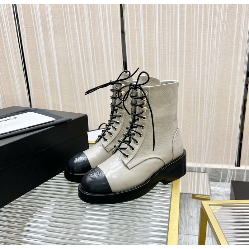 Ch*el boots grey white