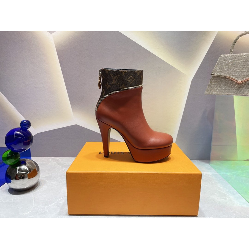 l**is V*t*n afterglow platform ankle boots coffee