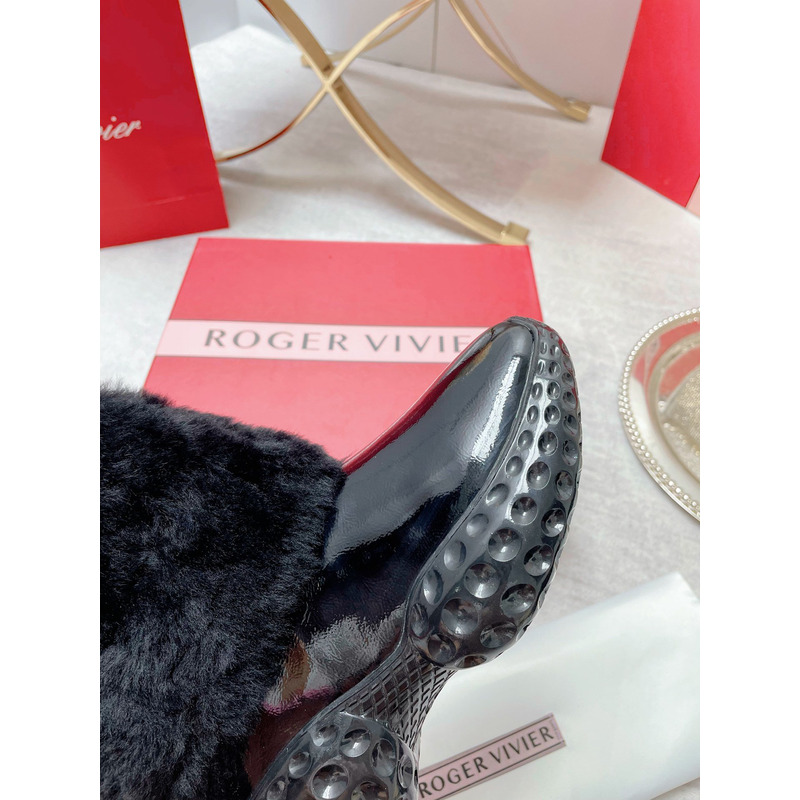 Roger Vivier Run Light Fur Ankle Boots in Black