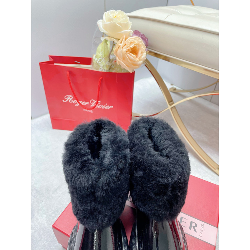 Roger Vivier Run Light Fur Ankle Boots in Black