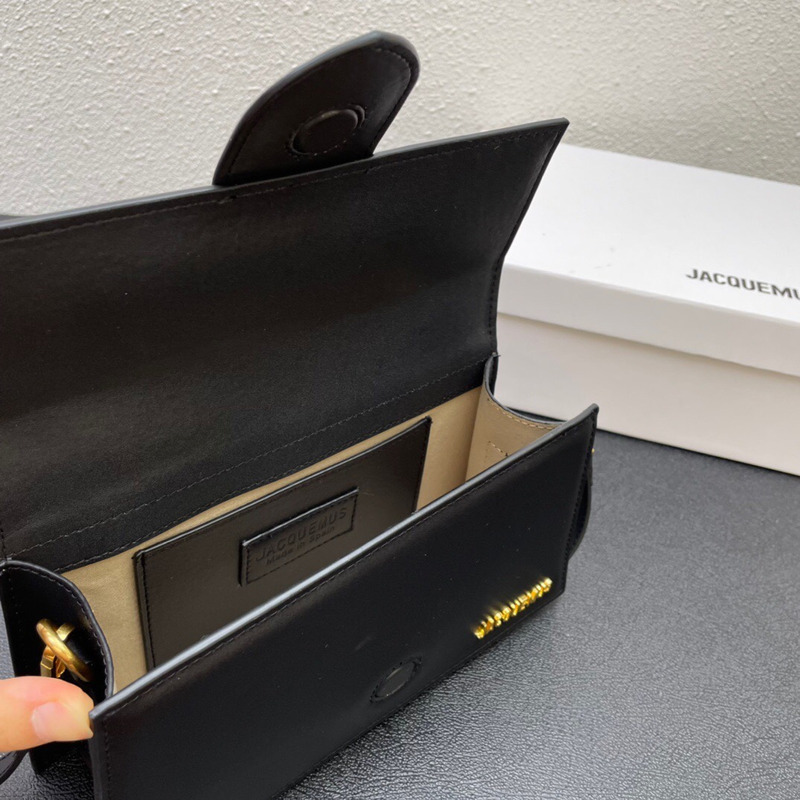 Jacquemus Le Grand Bambino Crossbody Strap Handbag Black