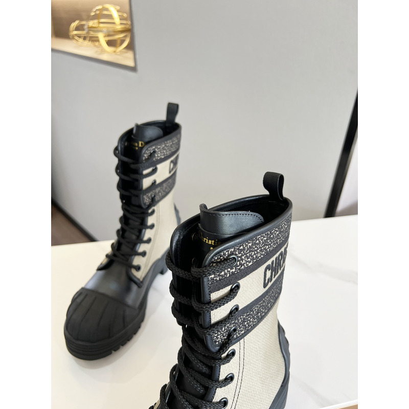 D*or d-major ankle boots