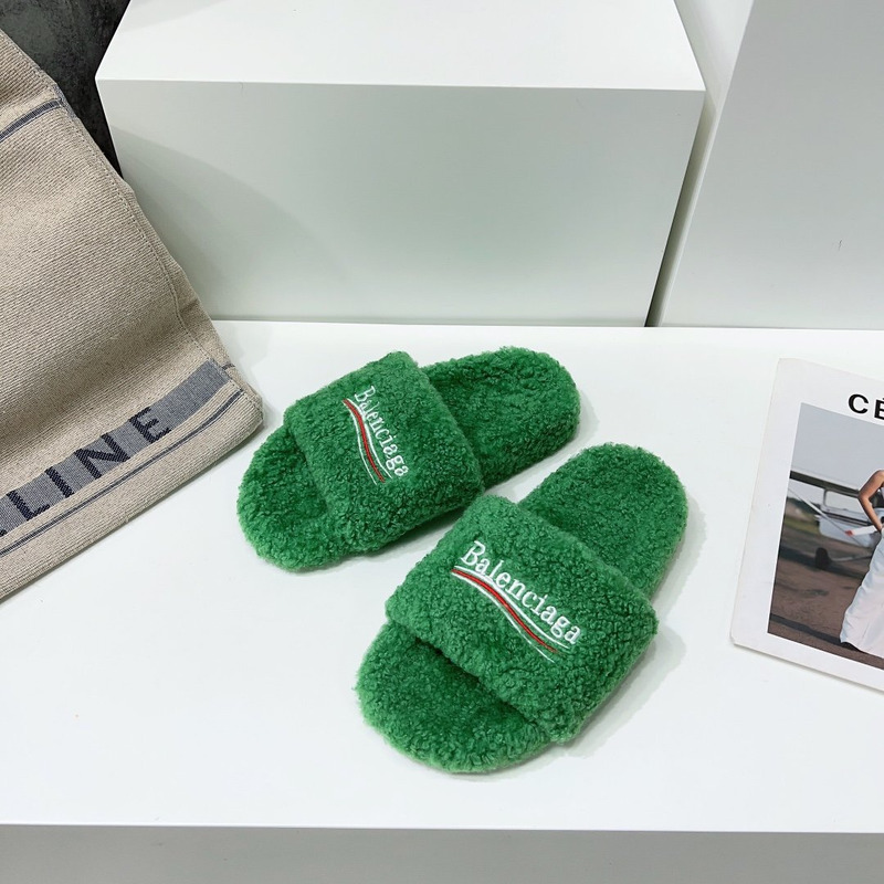 Ba*len*cia*ga logo-embroidered faux shearling slides green