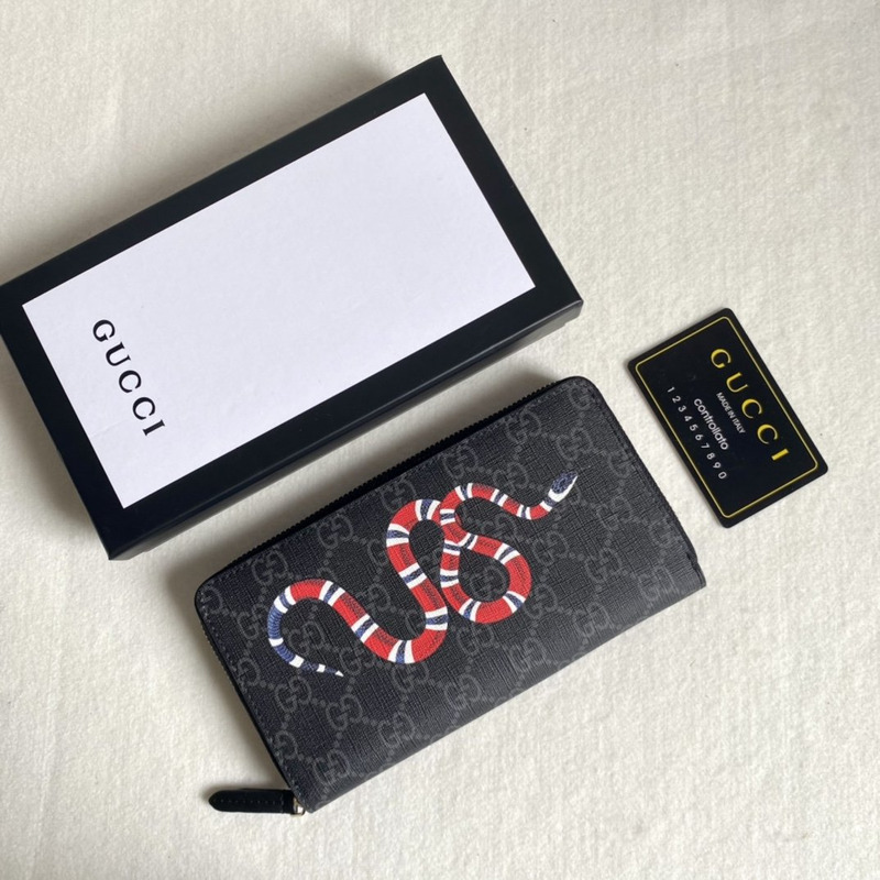 g*u*i coral snake pattern gg S*p*e canvas wallet