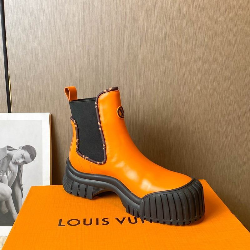 l**is V*t*n ruby ankle boots black tangerine