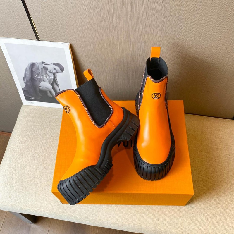 l**is V*t*n ruby ankle boots black tangerine