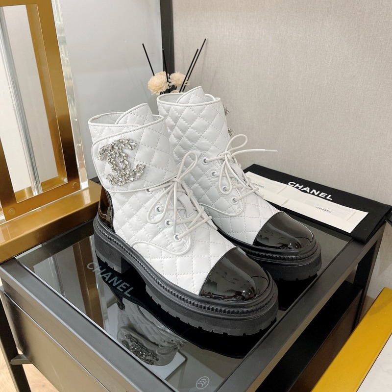 Ch*el cc chain quilted lambskin and calfskin lace up boots cream