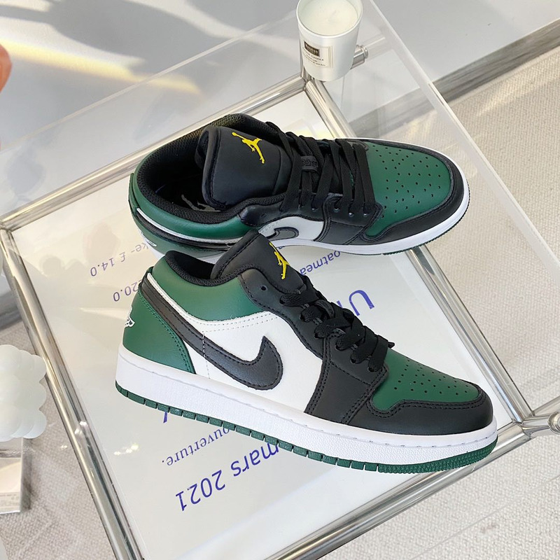 Jordan 1 Low GS Green Toe