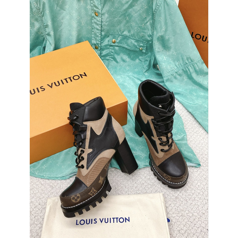 l**is V*t*n laureate monogram boots