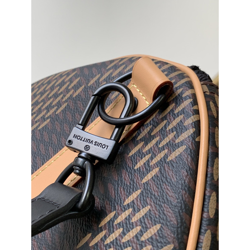 l**is V*t*n x nigo keepall l bandouliere 50 bag