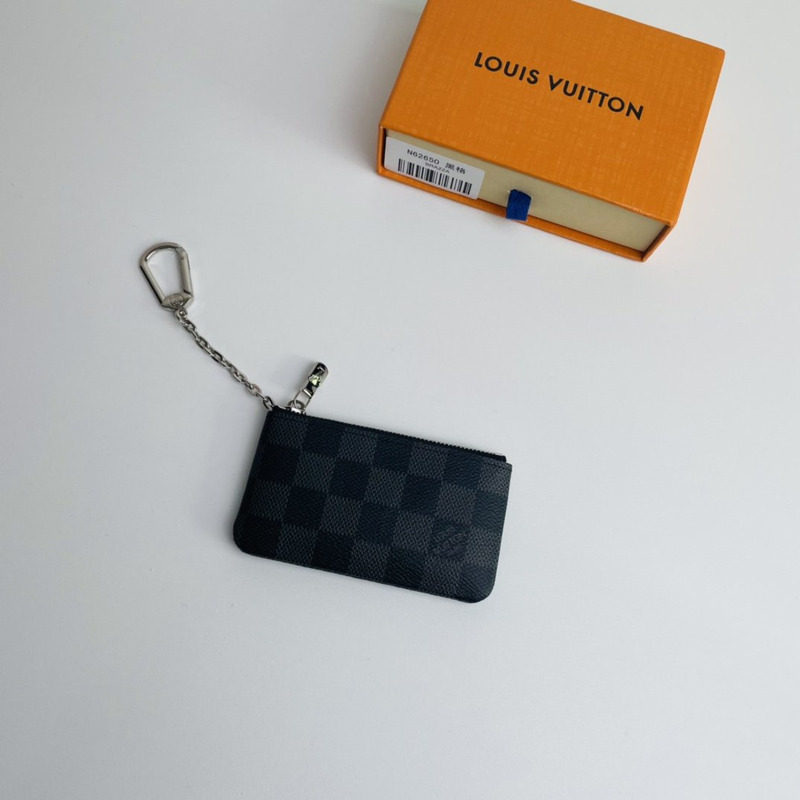 l**is V*t*n damier graphite key pouch