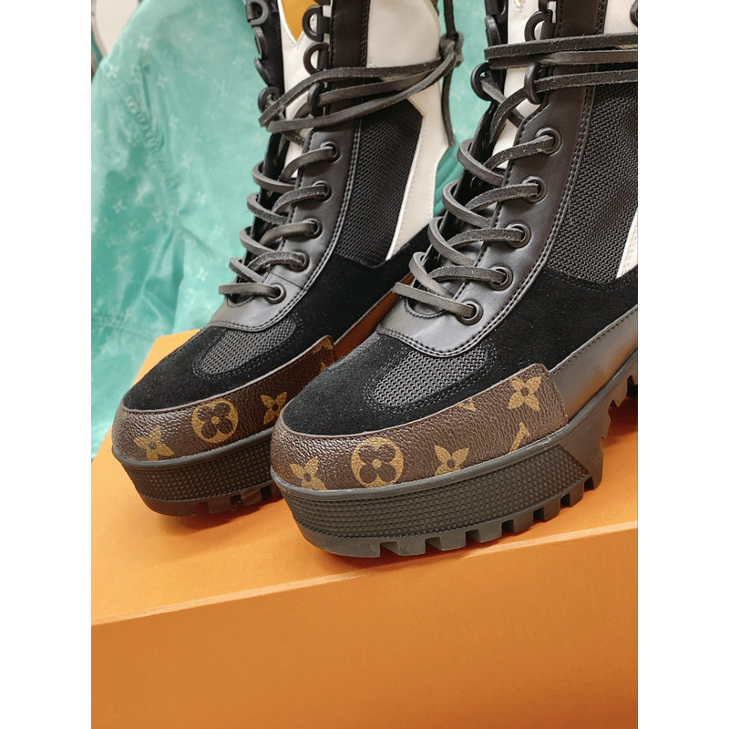 l**is V*t*n laureate platform desert boots