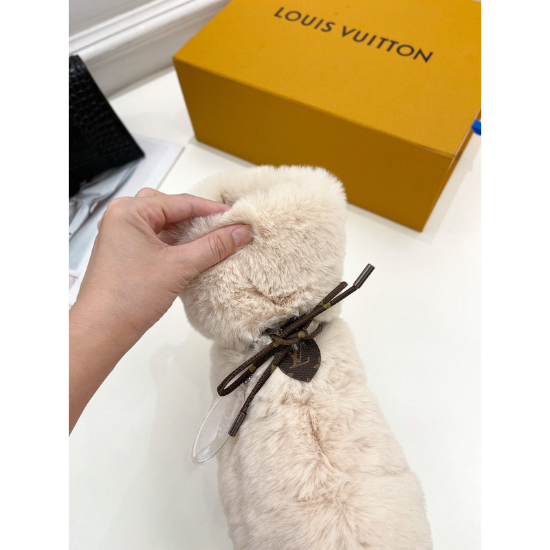 l**is V*t*n pillow comfort flat ankle boots white