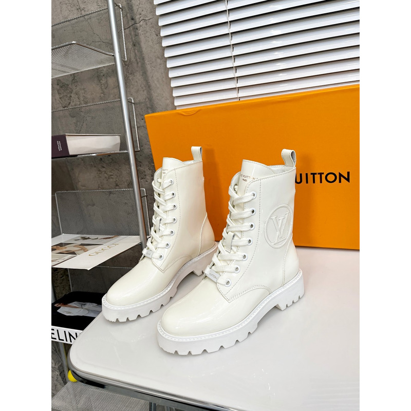 l**is V*t*n leisure territory boots calf leather white