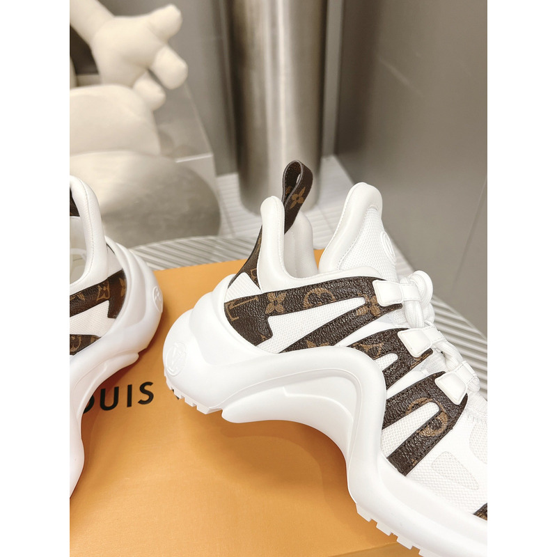 l**is V*t*n archlight sneakers white