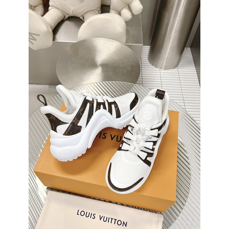 l**is V*t*n archlight sneakers white